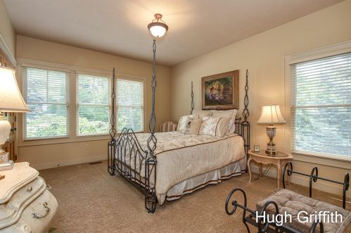 2041 Tall Pne Dr, Grand Rapids MI exterior