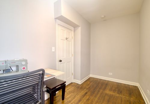 3519 Ravenswood Ave, Chicago IL 60640-4409 exterior