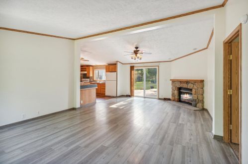 8649 12 St, Kalamazoo MI 49009-9085 exterior