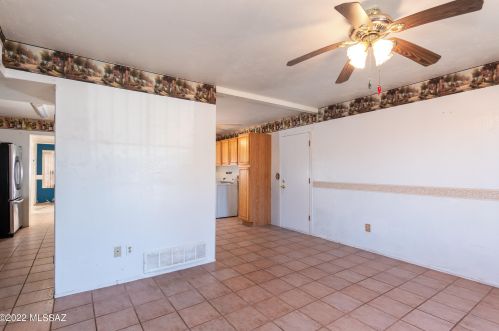 9442 5th St, Tucson AZ 85716-5005 exterior