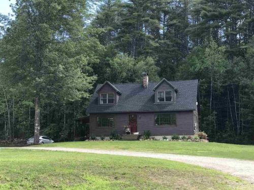 208 High St, Concord, NH 03303-2802