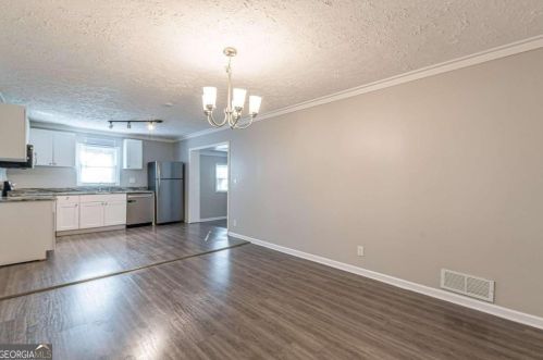 4335 Greenleaf Rd, Atlanta GA exterior