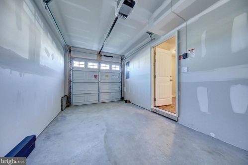 40 Overlook Dr, Hanover PA 17331 exterior