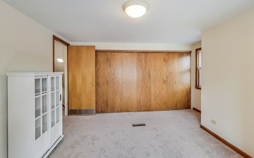 6147 Melvina Ave, Chicago IL 60638-4305 exterior