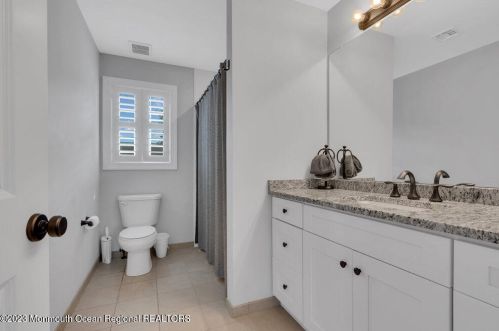 1161 Ridgefield Dr, Point Pleasant Beach NJ  08742-2948 exterior