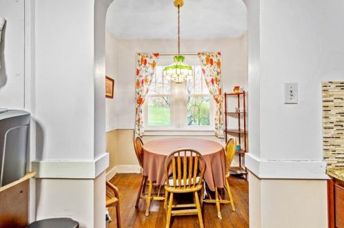 43 Mount Lebanon Blvd, Pittsburgh PA 15234-1243 exterior