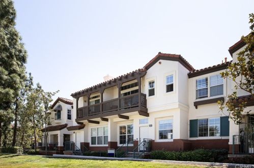 2881 Player Ln, Tustin, CA 92782-1534