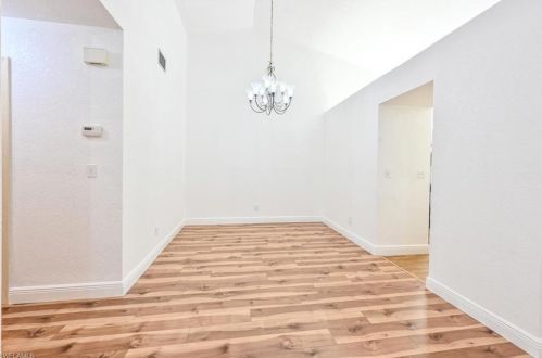 1335 Monarch Cir, Naples FL 34116-6615 exterior