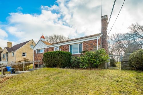 1429 Orchardview Dr, Pittsburgh, PA 15220-2021