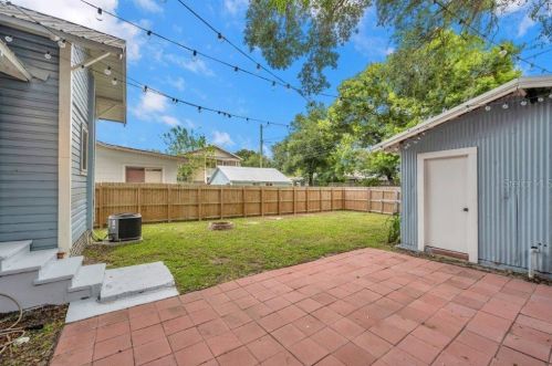 1306 18th Ave, Tampa FL 33605-2639 exterior