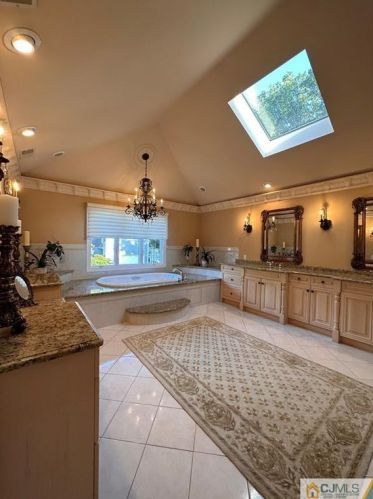 21 Southfield Rd, Edison NJ 08820-3141 exterior