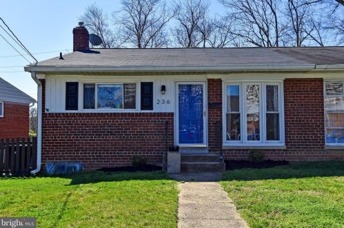 236 Jenkins St, Alexandria VA 22304-4907 exterior