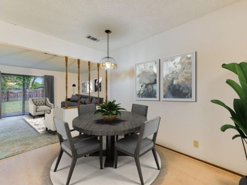 2504 Biggs Dr, Austin TX 78741-5612 exterior