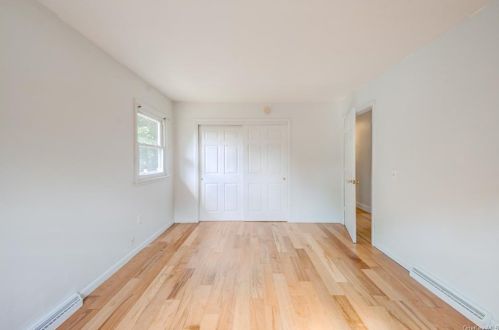 16 Laddie Rd, Middletown NY 10941-1708 exterior