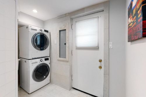 273 Berkley Ave, Elmhurst IL 60126-3167 exterior