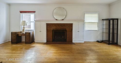 1500 Sherwin Ave, Chicago IL  60626-2128 exterior