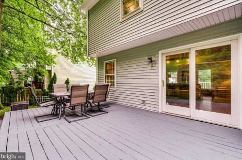 6263 Gentle Ln, Alexandria VA 22310-2260 exterior