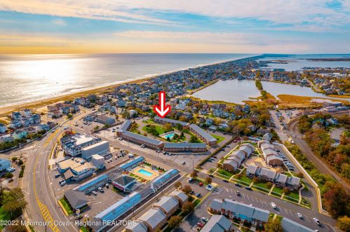 310 Maryland Ave, Point Pleasant Beach, NJ 08742-4609