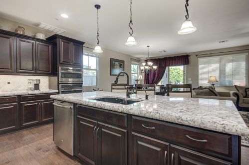 6151 Fresno St, Chandler AZ 85249-5589 exterior