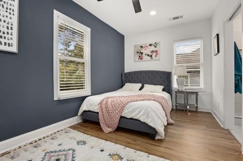 2352 Herring Rd, Atlanta GA 30311-2819 exterior