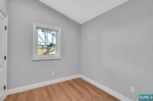 78 Central Ave, Demarest NJ  07627-1711 exterior