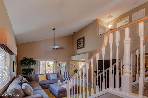 2429 Tyler River Dr, Tucson, AZ 85705-4938