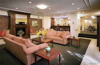 275 Milligan Rd, Babylon NY  11704-8235 exterior