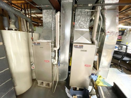 3901 Cheyenne St, Milwaukee WI  53209-2408 exterior