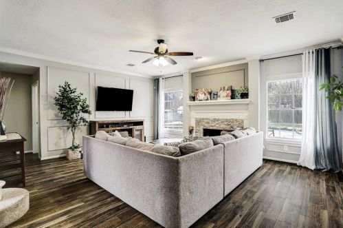 3903 Hl Spg Dr, Humble TX 77345-1227 exterior