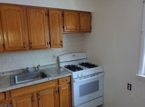 71 Chestnut Ave, Irvington NJ  07111-4604 exterior