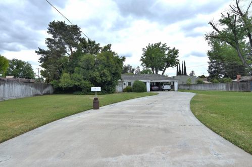 176 Berkeley Ave, Turlock, CA 95380-4201