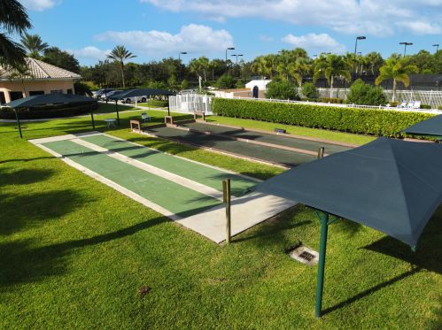 10760 Hartwick Dr, Fort Pierce FL 34987-1923 exterior