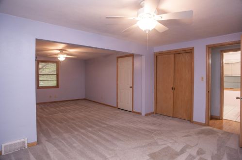 4220 86, Milwaukee WI 53222-1704 exterior