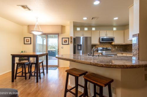 1371 Culpepper Ave, Tucson AZ  85745-3300 exterior