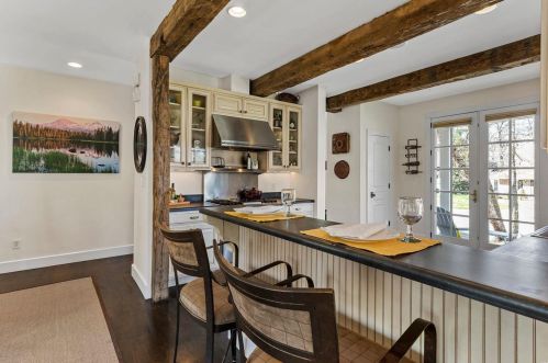 2332 Divot Dr, Saint Louis MO 63131-3240 exterior