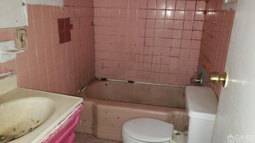 122 Madison Ave, Perth Amboy NJ 08861-4307 exterior