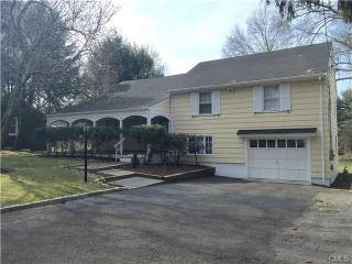 107 Compo Rd, Westport CT  06880-2516 exterior