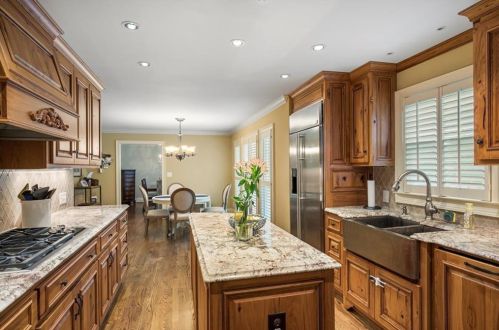 5511 Durrett Dr, Atlanta GA 30338-2948 exterior