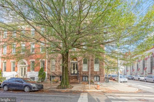 1901 Green St, Philadelphia PA 19130-3248 exterior