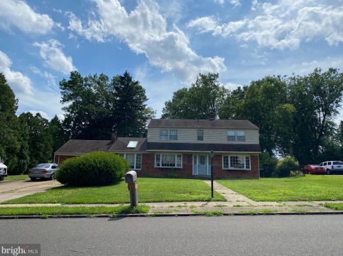 424 Andrew Rd, Huntingdon Valley, PA 19006-2313