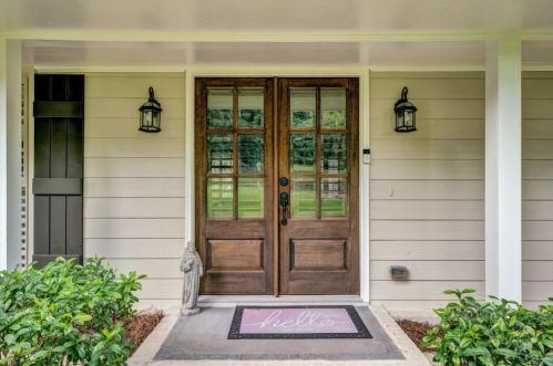 2508 Caladium Dr, Atlanta GA 30345-1325 exterior