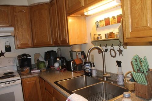 95 Park Ave, Woonsocket RI 02895-4511 exterior