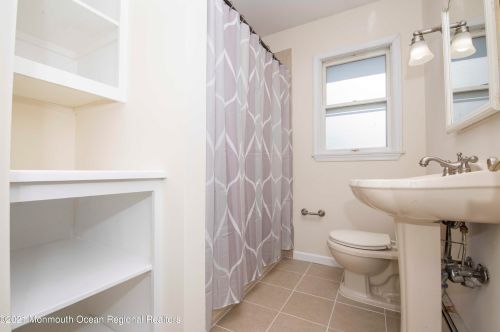 3208 Kickapoo Ave, Point Pleasant Beach NJ 08742 exterior