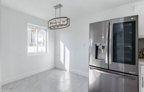 395 21st Ave, Phoenix AZ 85027-3422 exterior