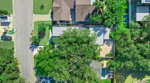 205 El Paso St, Austin TX 78704-6321 exterior