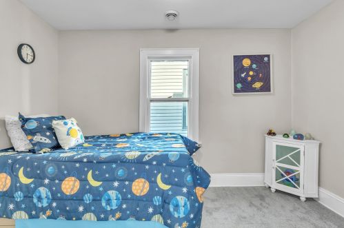 2643 3rd St, Milwaukee WI 53207-1409 exterior