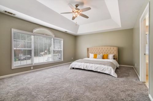 1422 Brookside Manor Ct, Tucker GA  30084-7828 exterior