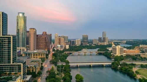 200 Congress Ave, Austin TX  78701-4507 exterior