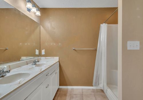 6226 Greenwood Dr, Milton FL  32570-5425 exterior