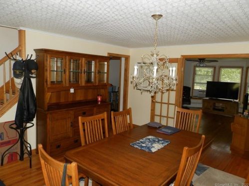 136 Putnam Pike, Killingly CT 06241-1628 exterior